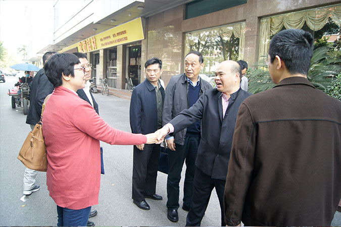 市政協(xié)主席帶隊開展“企業(yè)暖春行動”實地調(diào)研我司