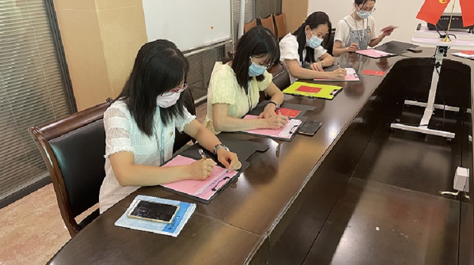 光輝歷程100載 不忘初心跟黨走